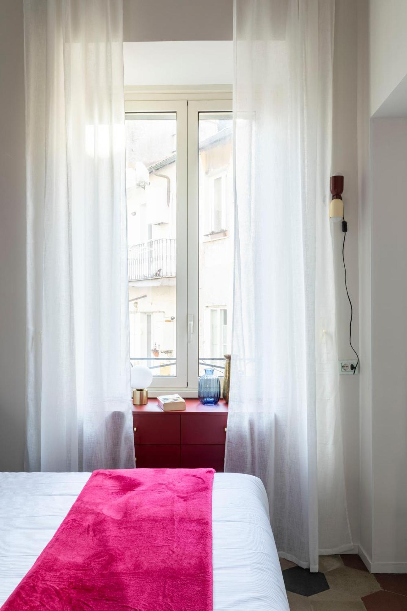 Ych-colosseo Book House Apartamento